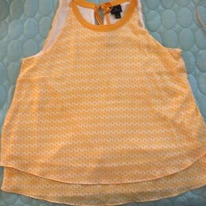 Dressy tank with buckle details on shoul